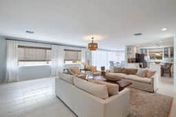 9214 Kincaid