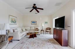 2050 Sunrise Cir