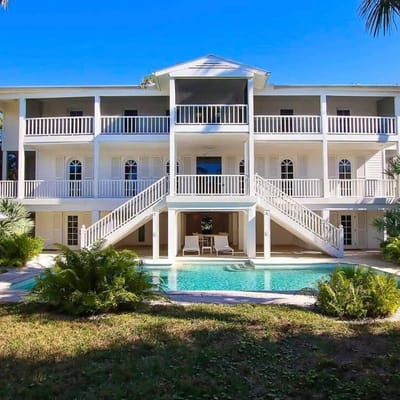 489 Sawgrass Place