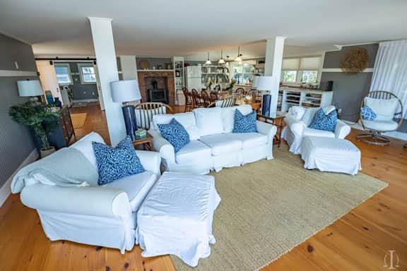 41 South Shore Rd