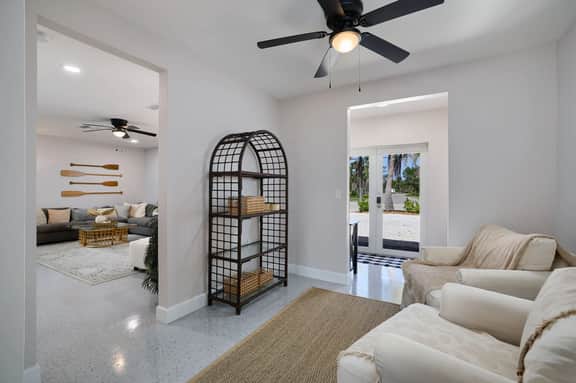 887 Casa Ybel Unit B