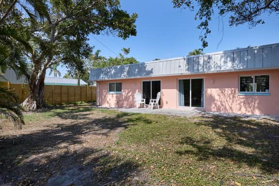 887 Casa Ybel Unit B