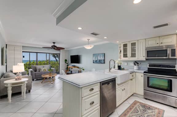 SS Beach Villas 2011