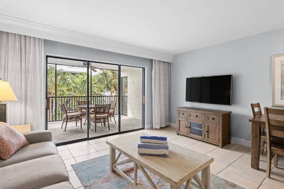 SS Tennis Villa 3222