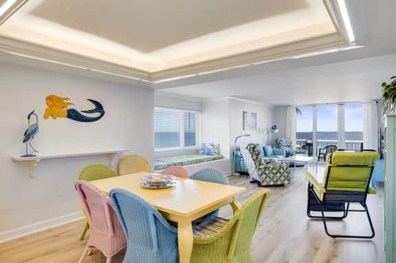 Lighthouse Point 228