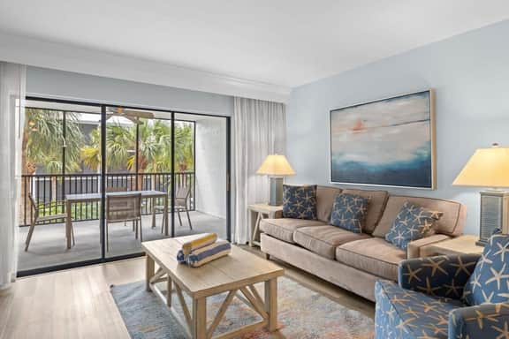 SS Tennis Villa 3221