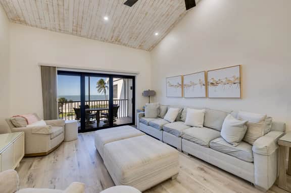SS Beach Villa 2535