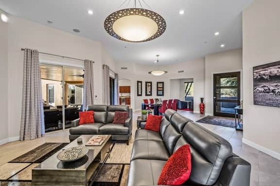 11331 E Dale Ln