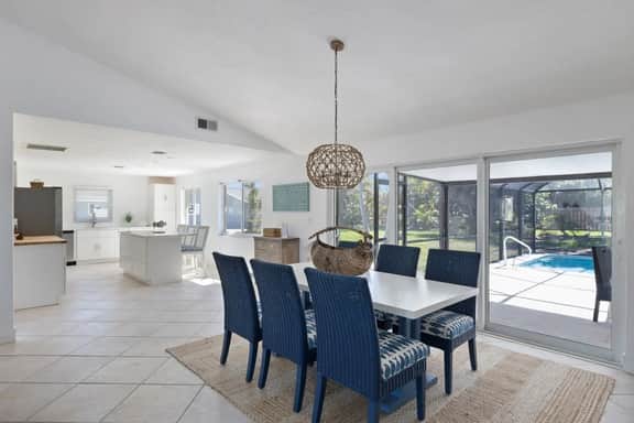 426 Lake Murex