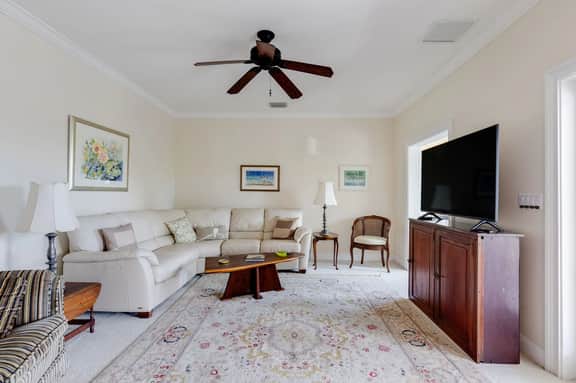 2050 Sunrise Cir