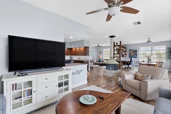 4364 Gulf Pines